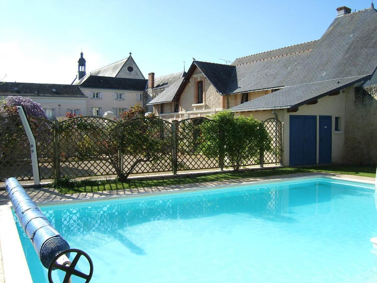 Gites Aubelle - La Maison Aubelle Montreuil-Bellay Buitenkant foto