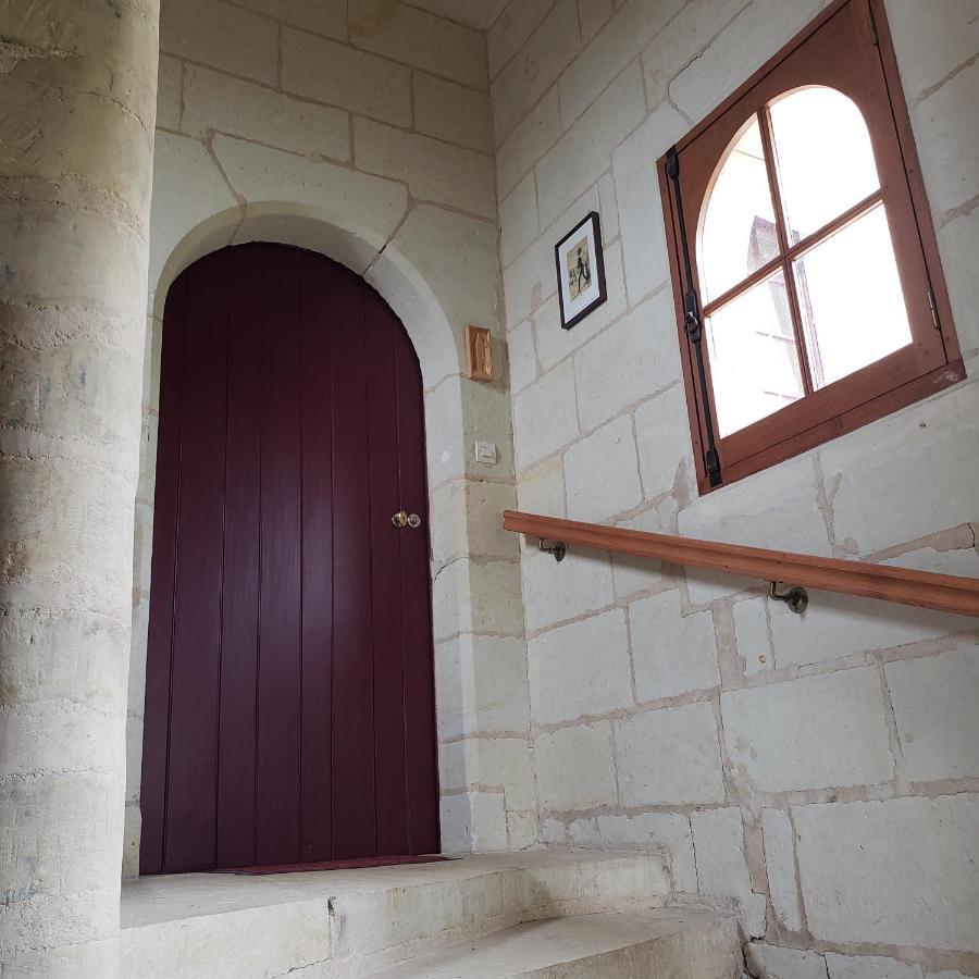 Gites Aubelle - La Maison Aubelle Montreuil-Bellay Buitenkant foto