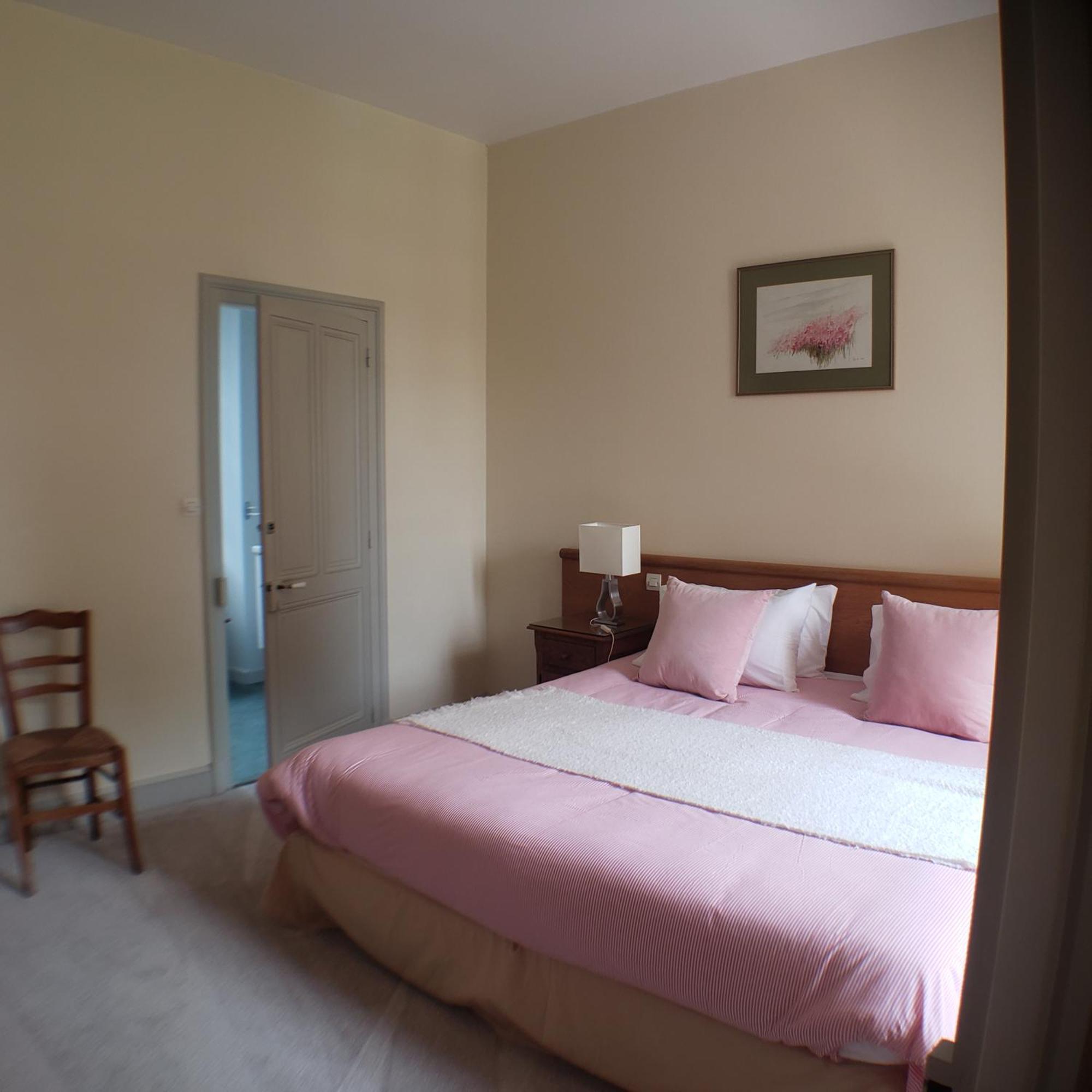Gites Aubelle - La Maison Aubelle Montreuil-Bellay Buitenkant foto